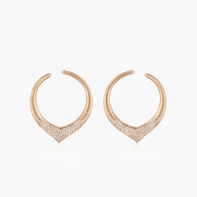 THE ARCH POWER MEDIUM HOOP EARRINGS